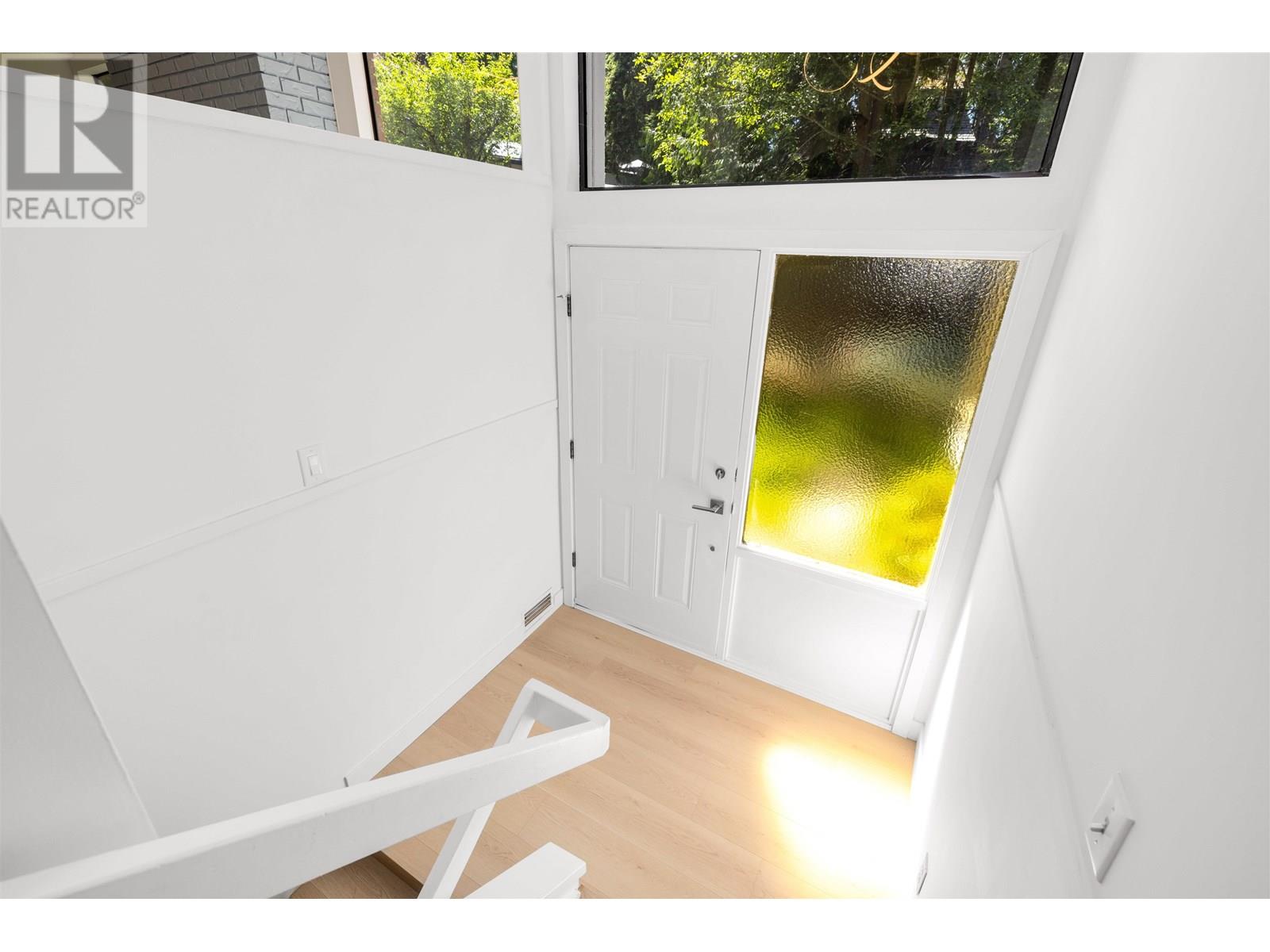 4755 Cove Cliff Road, North Vancouver, British Columbia V7G 1H8 - Photo 21 - R3031901