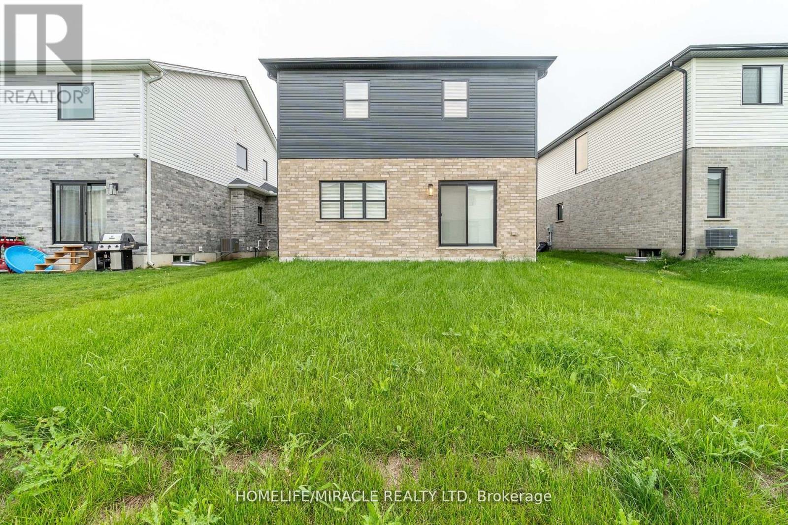 298 Middleton Avenue, London South, Ontario  N6L 0E9 - Photo 17 - X12323208