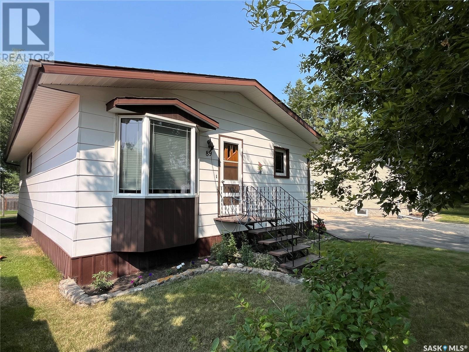 89 1st Street Sw, Wadena, Saskatchewan  S0A 4J0 - Photo 2 - SK014501