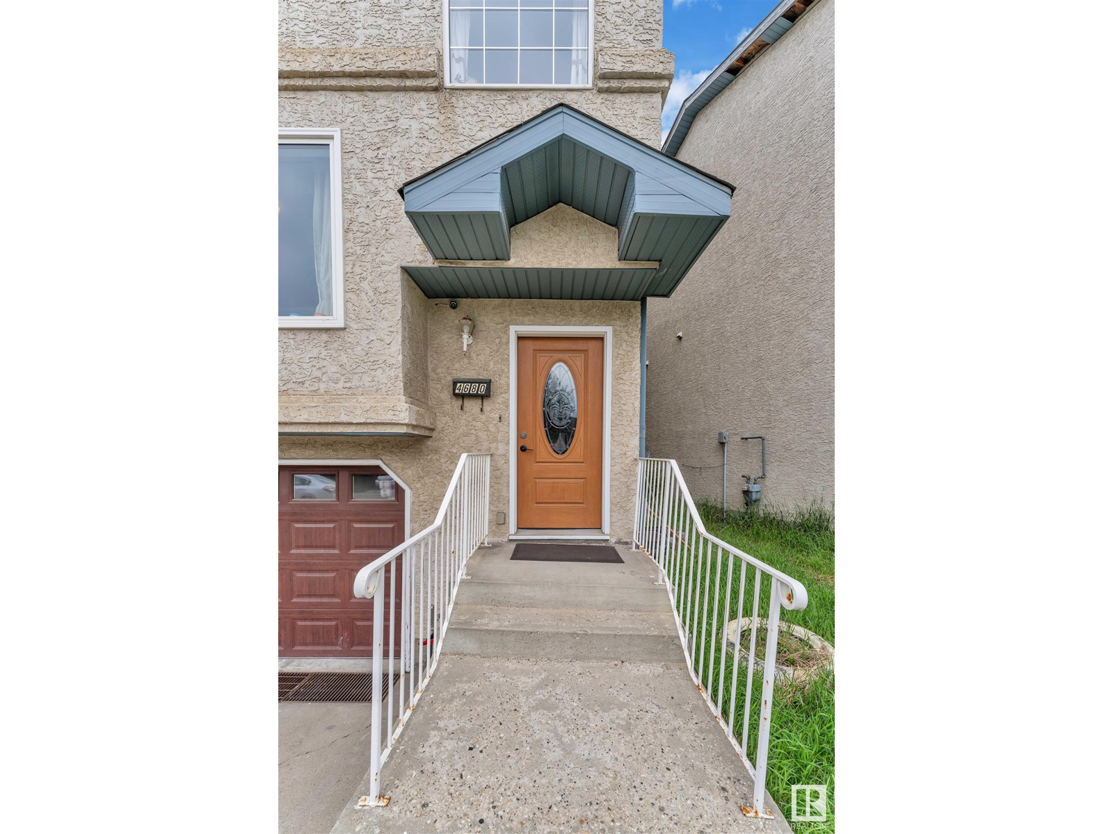 Property at 4680 126 AV NW image 4