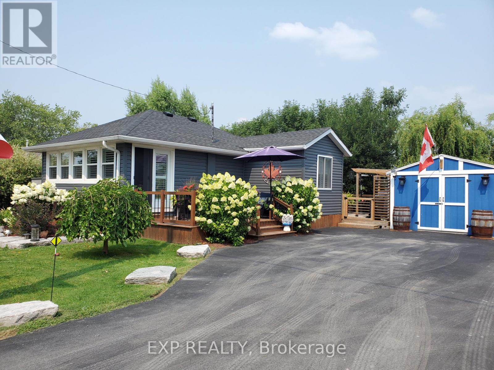 Property at 2011 LAKESHORE ROAD image 1