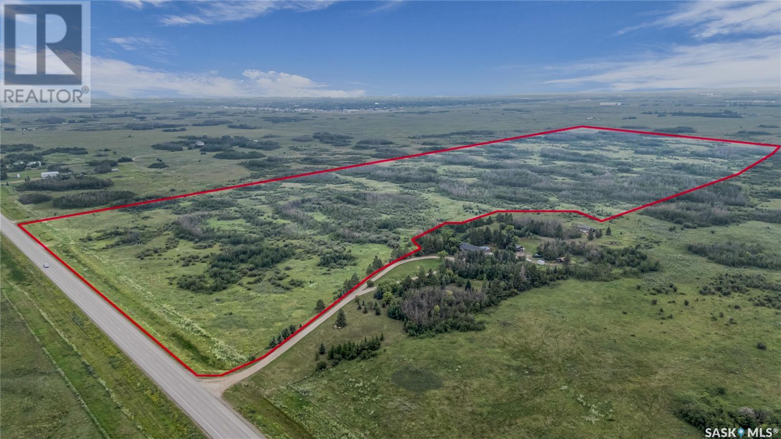 Highway 305 Acreage, Corman Park Rm No. 344, Saskatchewan  S0K 2T0 - Photo 2 - SK014573