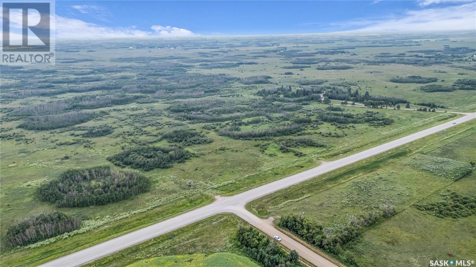 Highway 305 Acreage, Corman Park Rm No. 344, Saskatchewan  S0K 2T0 - Photo 3 - SK014573