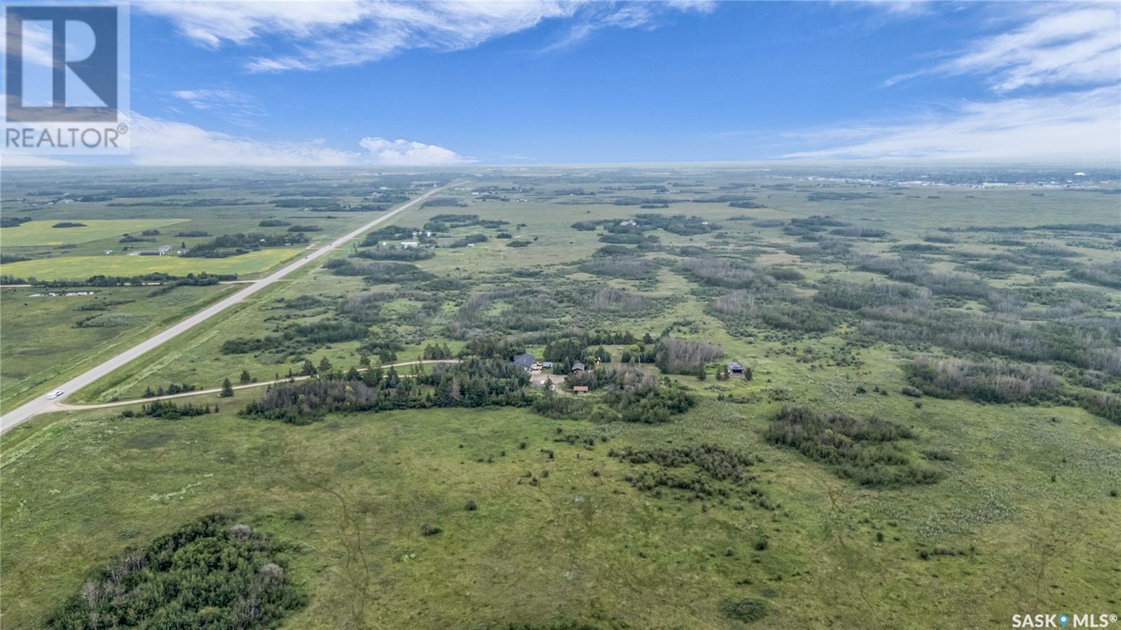 Highway 305 Acreage, Corman Park Rm No. 344, Saskatchewan  S0K 2T0 - Photo 7 - SK014573