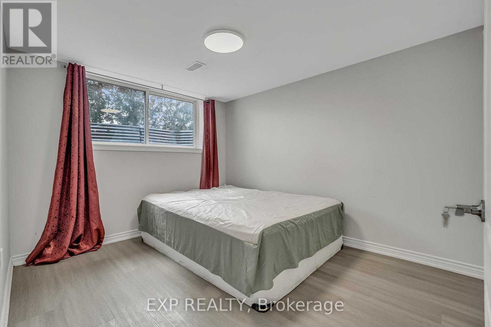 Rm3 - 3 Bankfield Drive, Toronto, Ontario  M9V 2P5 - Photo 8 - W12323241