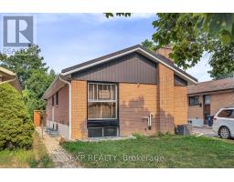 RM3 - 3 BANKFIELD DRIVE, Toronto, Ontario