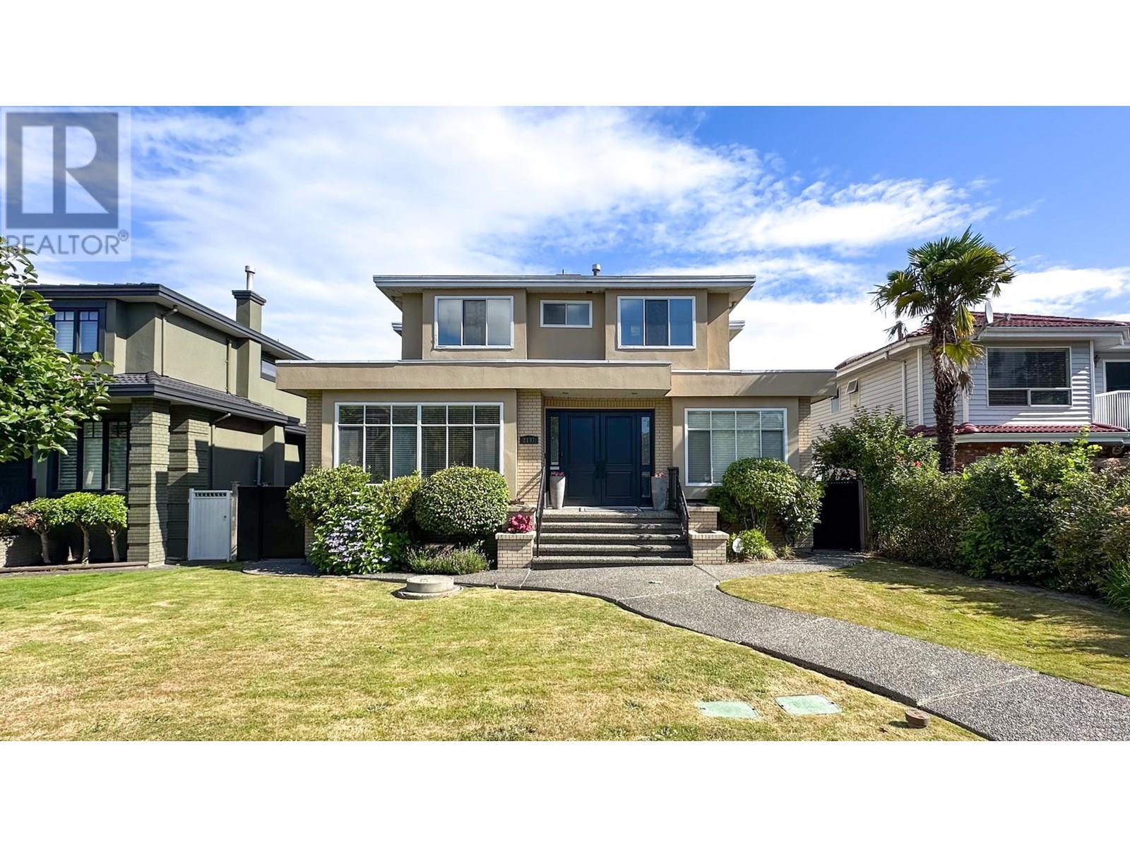 2137 W 20TH AVENUE, Vancouver, British Columbia