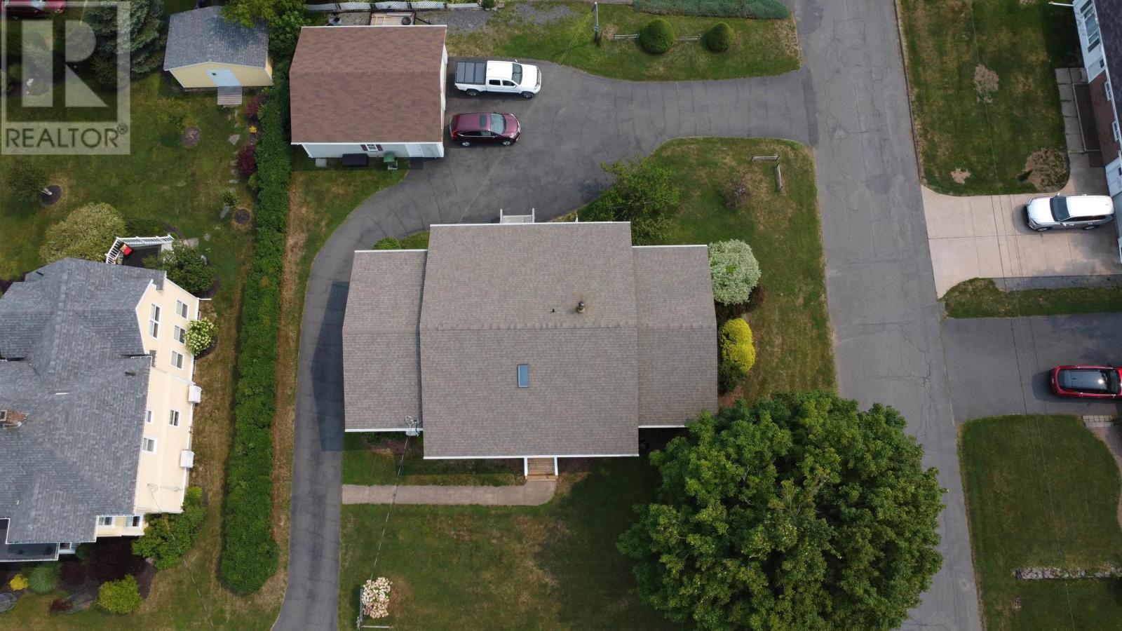 Property at 333 Queen Street image 3
