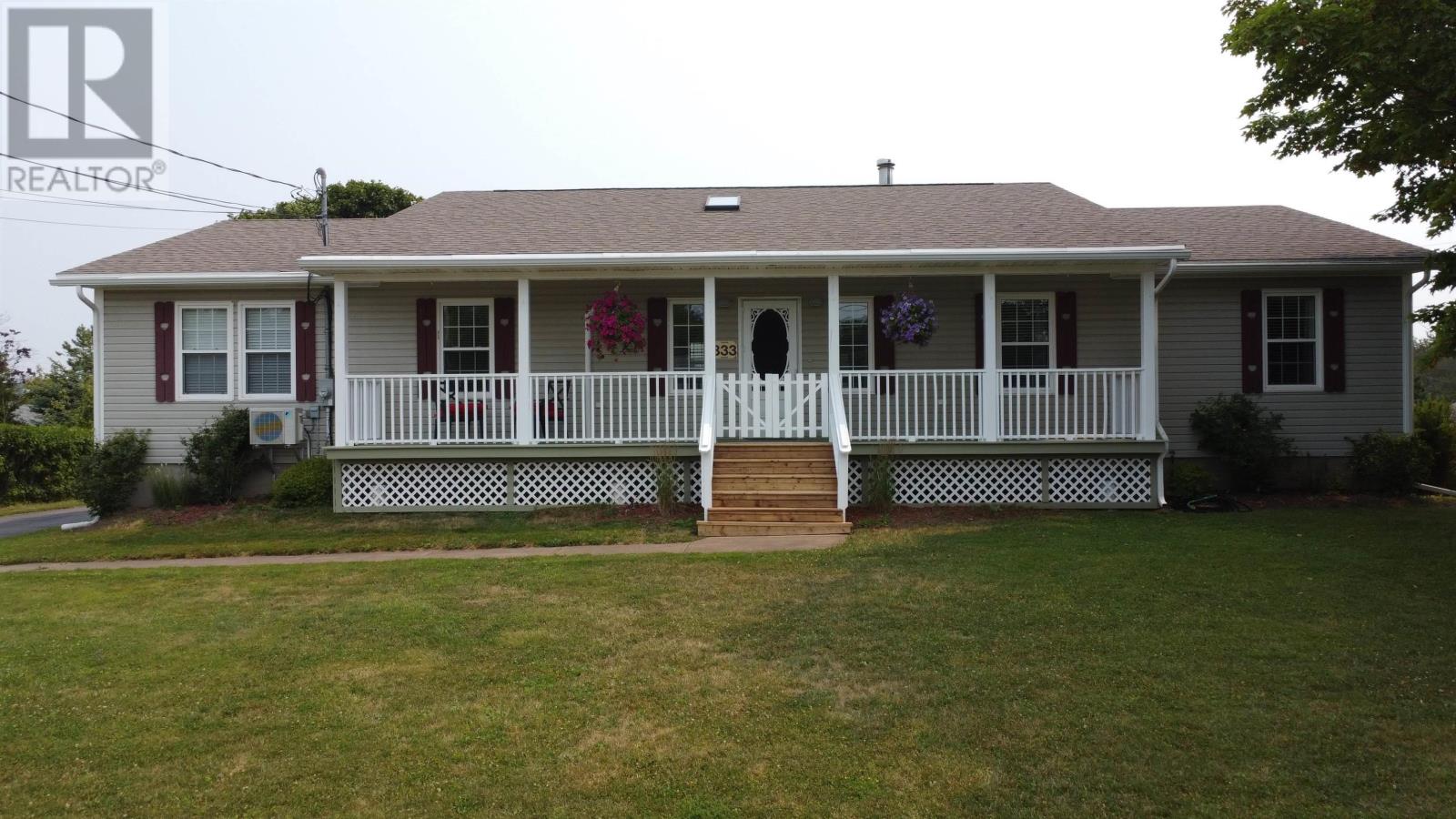 Property at 333 Queen Street image 4