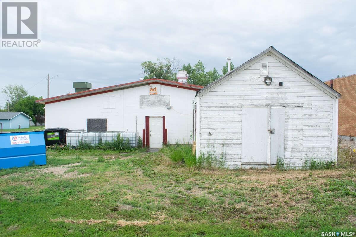 231 Main Street, Central Butte, Saskatchewan  S0H 0T0 - Photo 26 - SK014583
