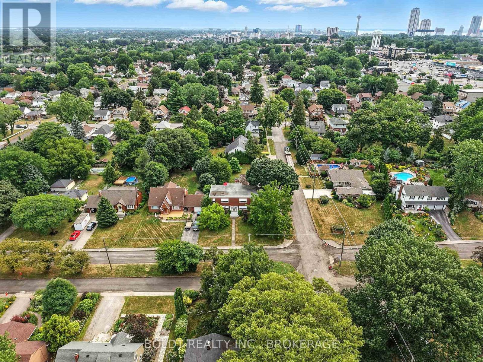 Property at 5736 WOODLAND BOULEVARD image 3