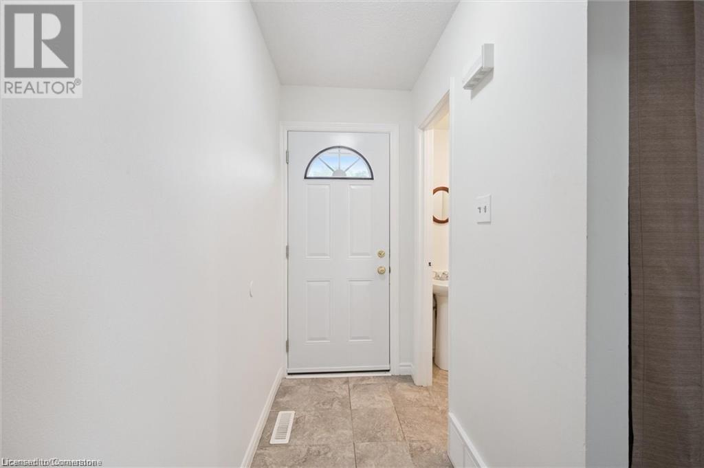 Property at 320 BLUEVALE Street N Unit# A image 5