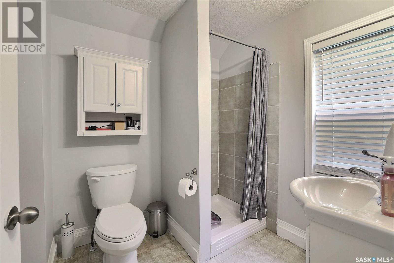 1550 Robinson Street, Regina, Saskatchewan  S4T 2N8 - Photo 19 - SK008492