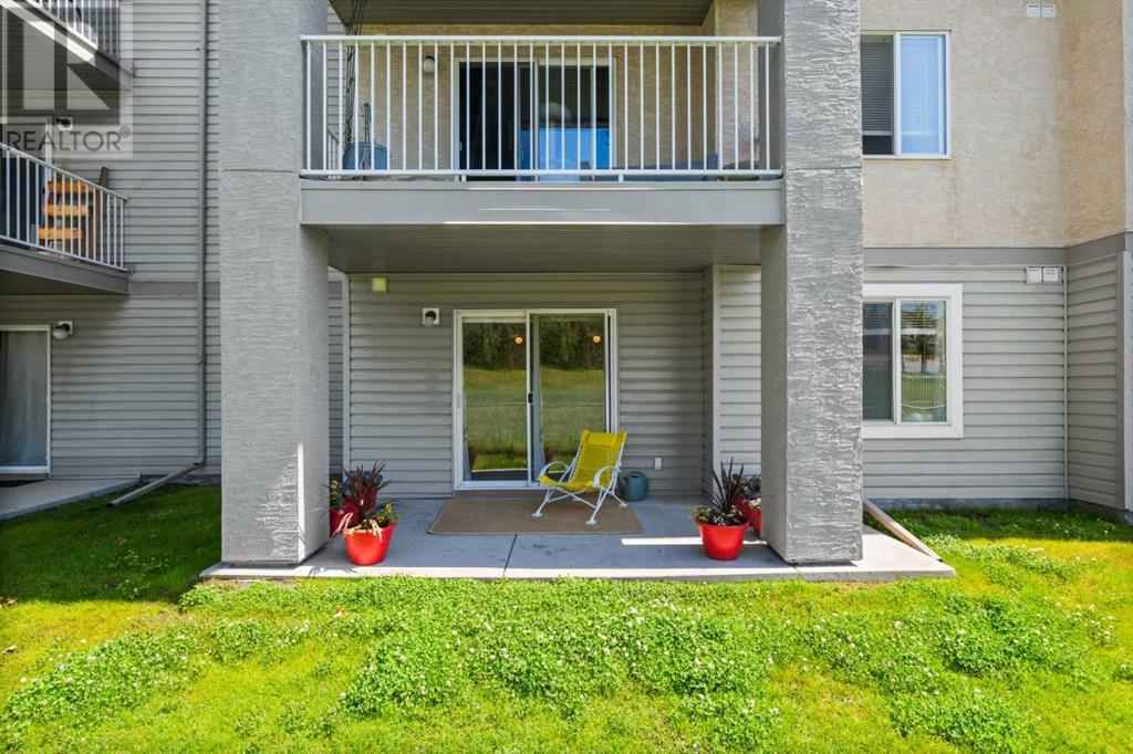 Property at 109, 1000 Citadel Meadow Point NW image 2