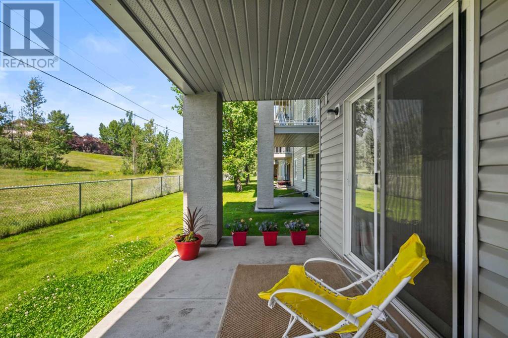 Property at 109, 1000 Citadel Meadow Point NW image 4
