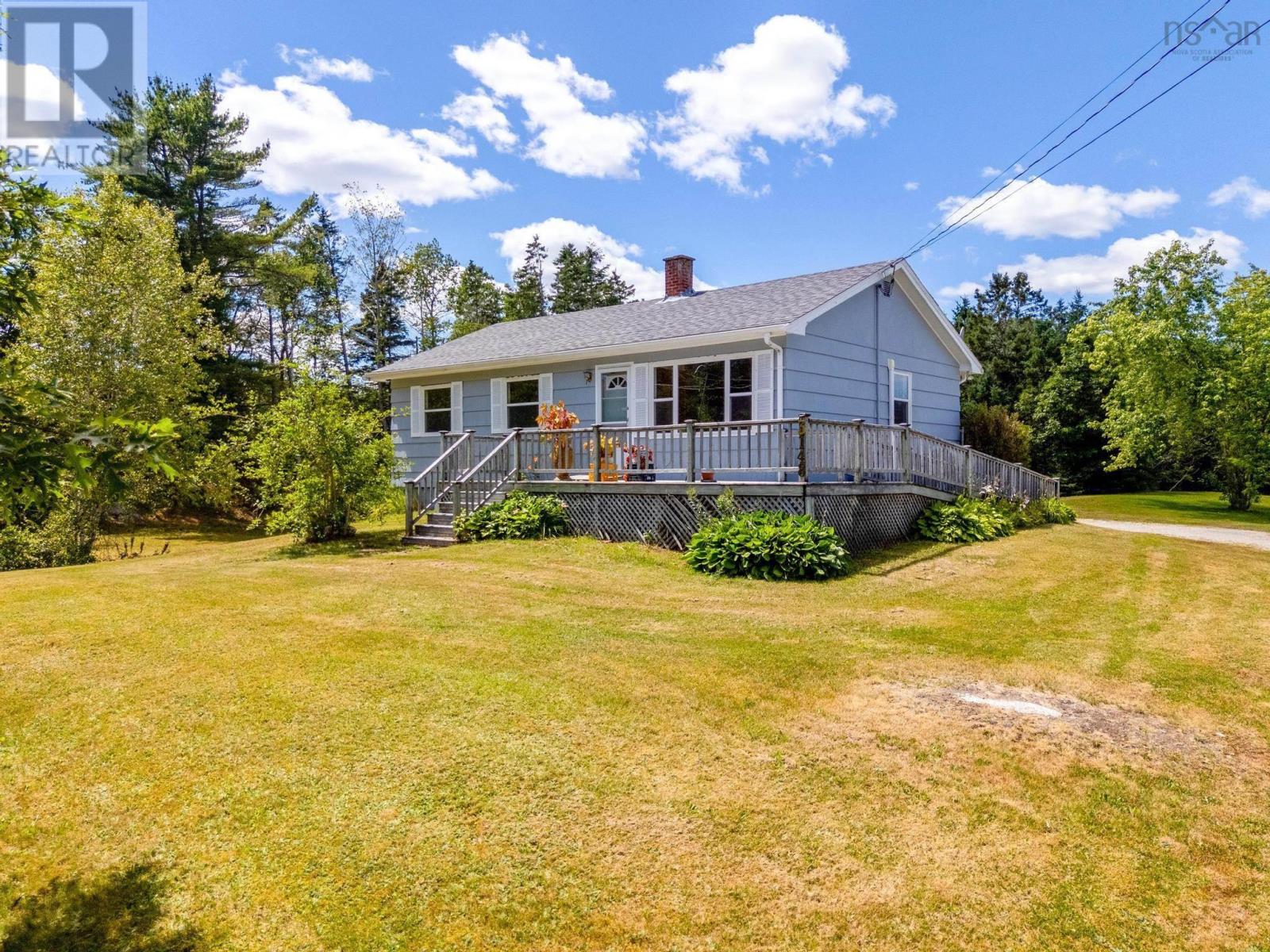 3148 Highway 3, East Chester, Nova Scotia  B0J 1J0 - Photo 2 - 202518606