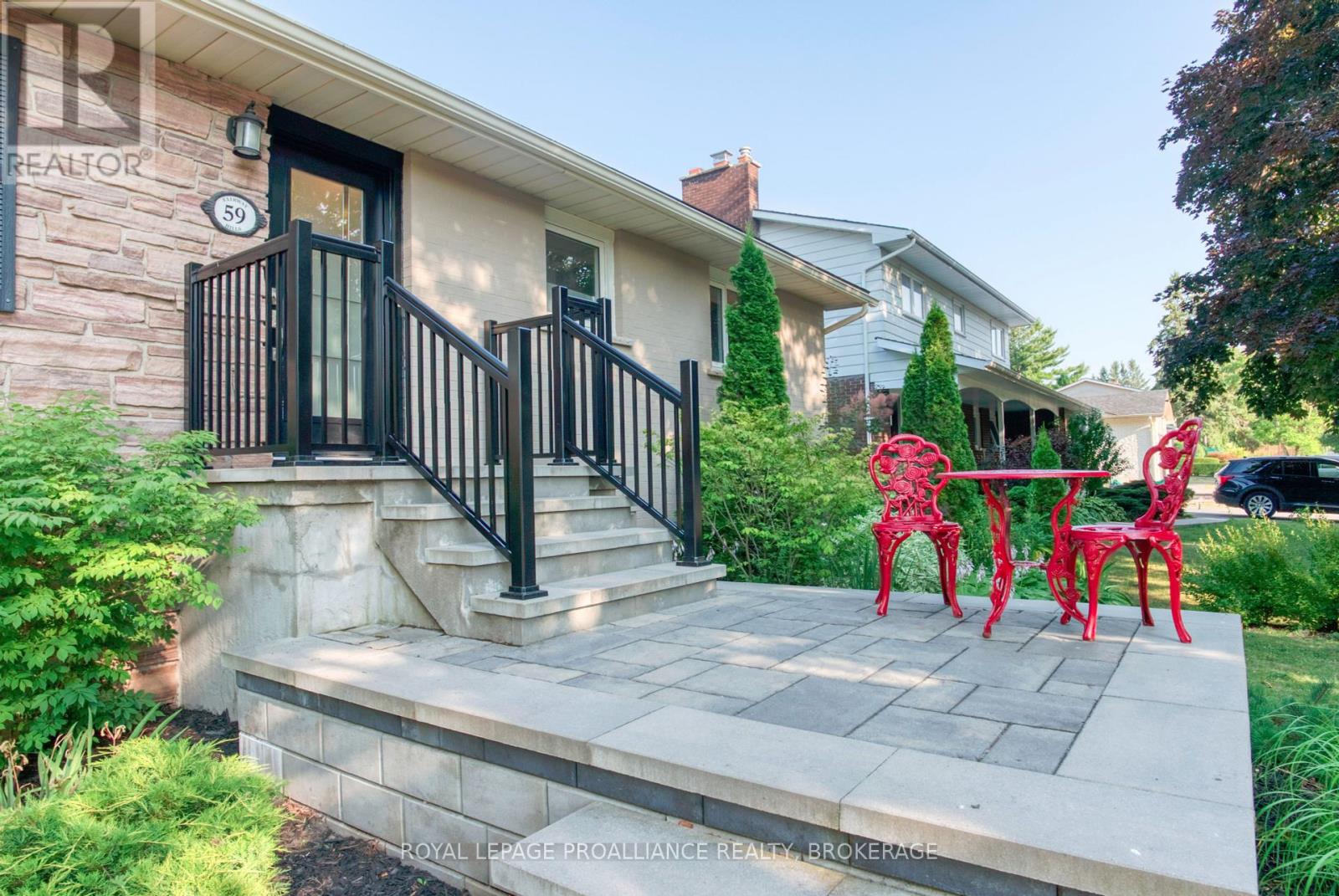 59 Fairway Hill Crescent, Kingston, Ontario  K7M 2B3 - Photo 3 - X12315475