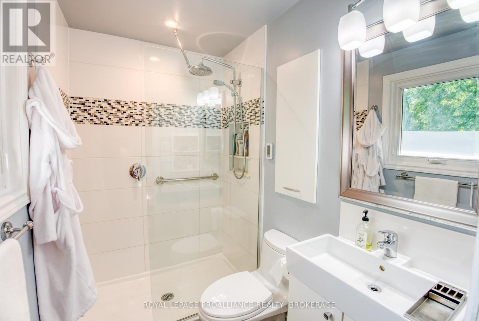 59 Fairway Hill Crescent, Kingston, Ontario  K7M 2B3 - Photo 30 - X12315475