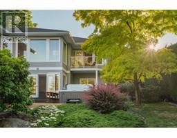 3557 Collingwood Dr FAIRWINDS