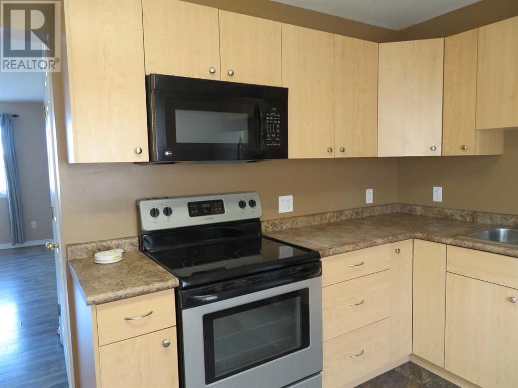 3, 5524 49 Avenue, Lloydminster, Saskatchewan  S9V 0V4 - Photo 5 - A2245694