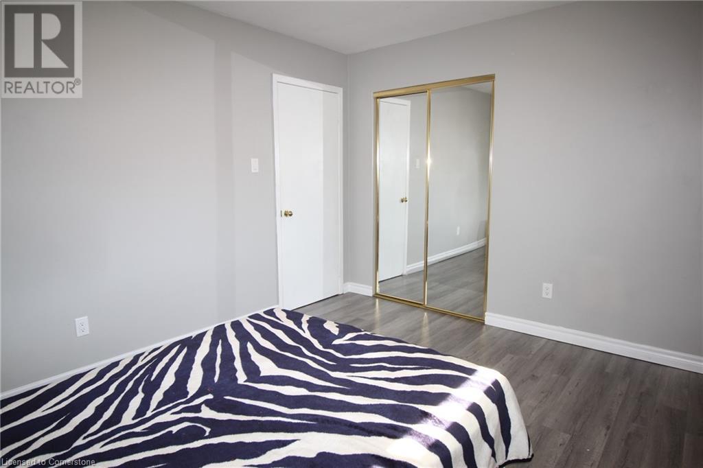 4 Purnell Drive, Hamilton, Ontario  L9C 4X9 - Photo 13 - 40753863