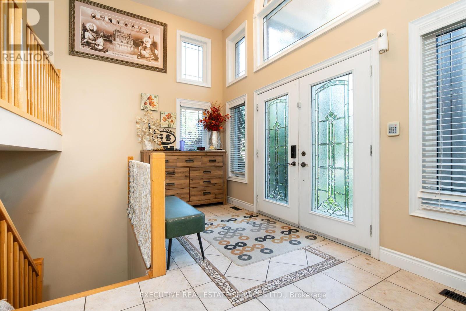 131 Forestway Trail, Woodstock, Ontario  N4S 9A7 - Photo 6 - X12323361