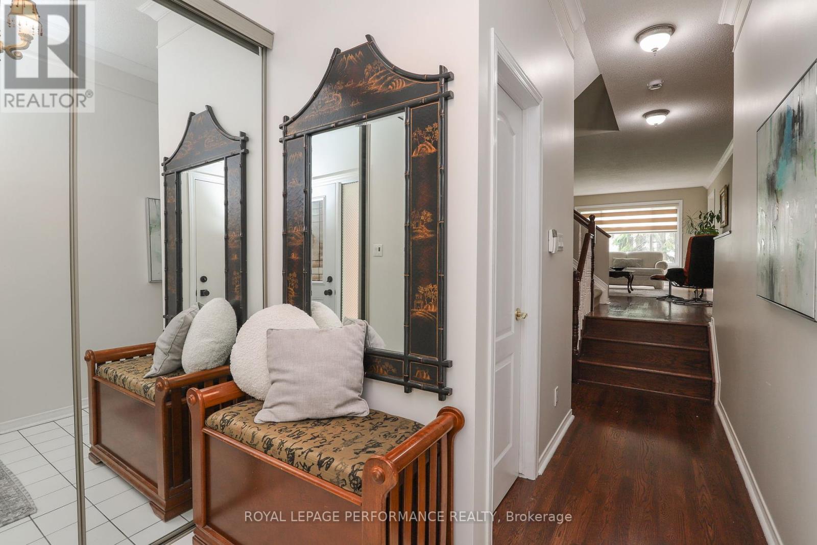 Property at 104 STONEBRIAR DRIVE image 2