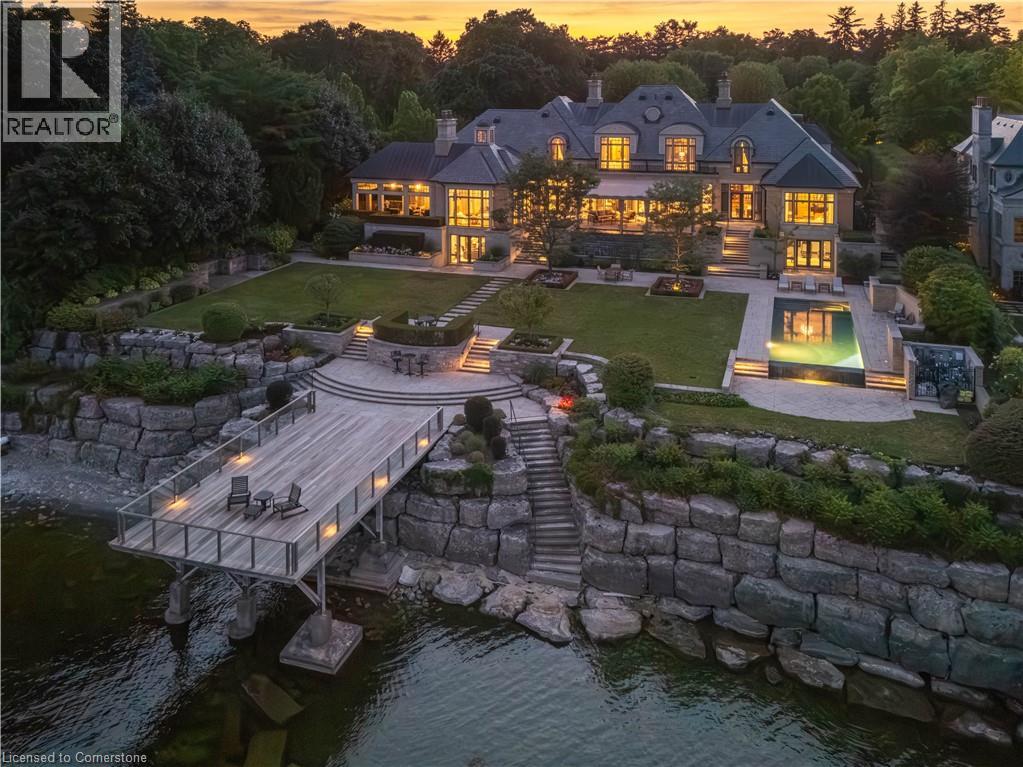 2054 LAKESHORE Road E, oakville, Ontario