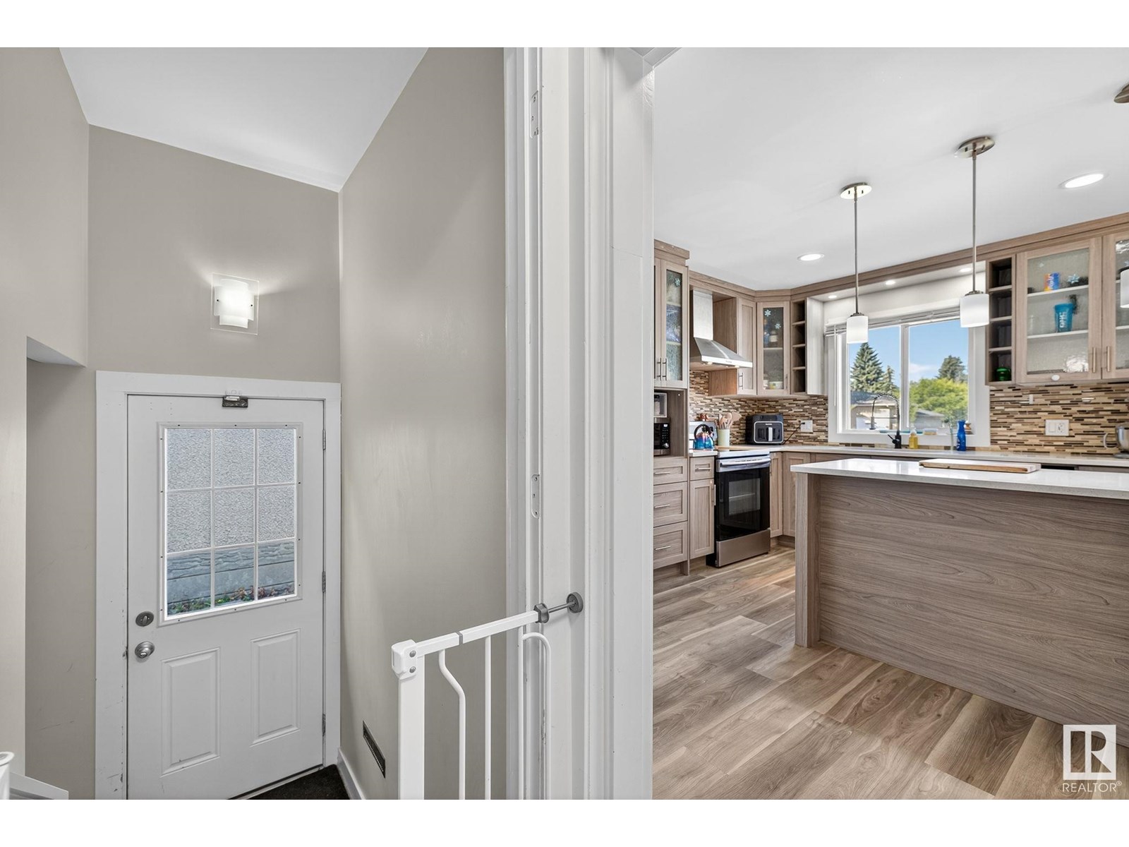 9479 75 St Nw, Edmonton, Alberta  T6C 4H6 - Photo 26 - E4451150