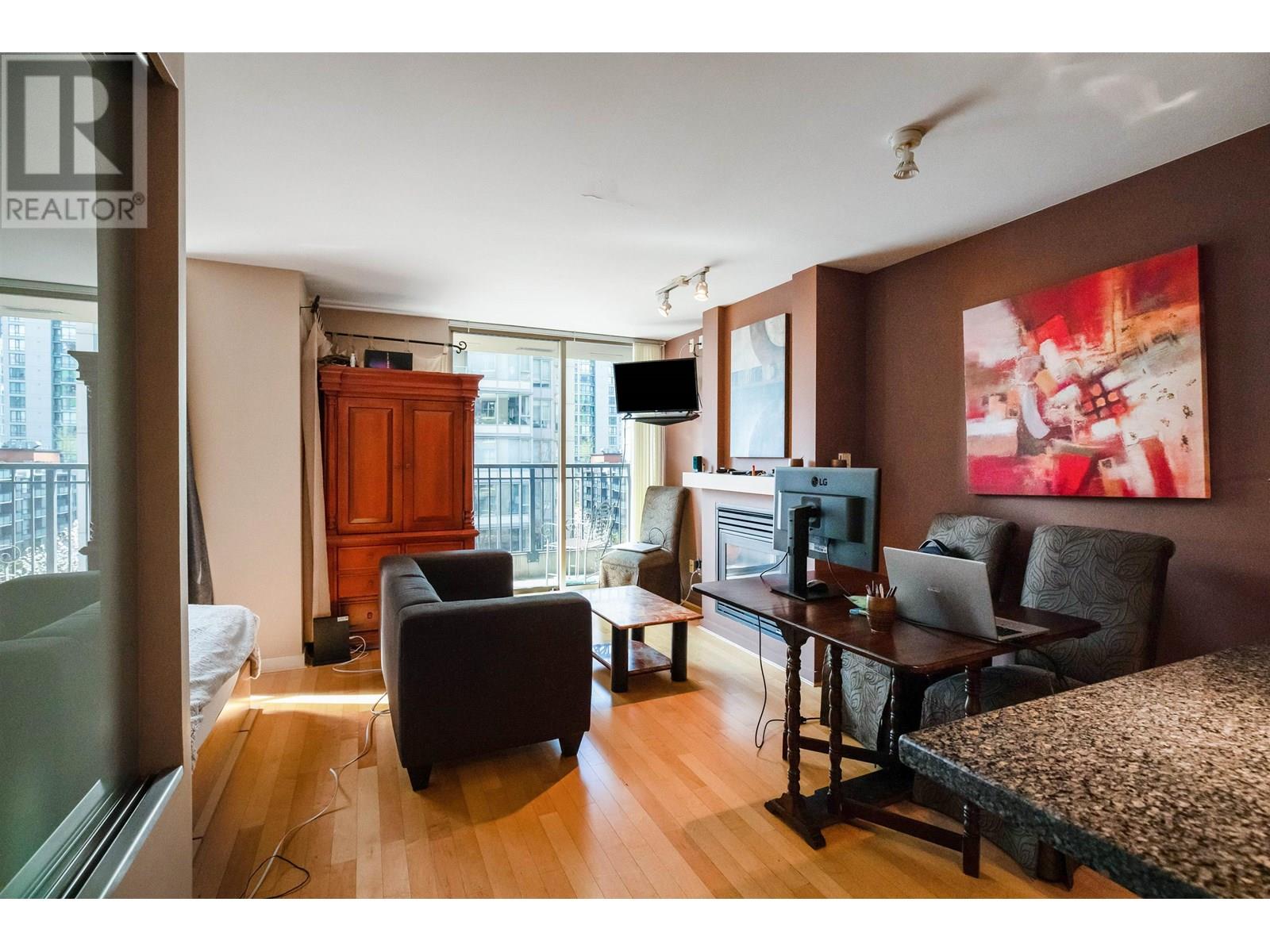 708 989 Richards, Vancouver, British Columbia  V6B 0L2 - Photo 13 - R3033256