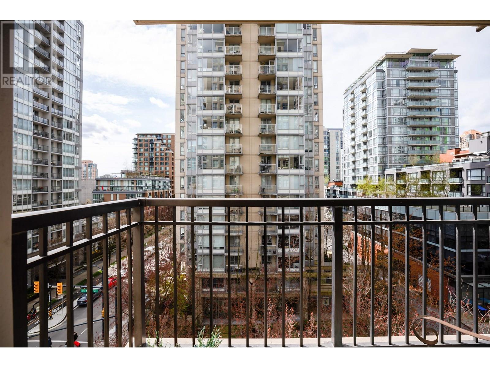 708 989 Richards, Vancouver, British Columbia  V6B 0L2 - Photo 28 - R3033256