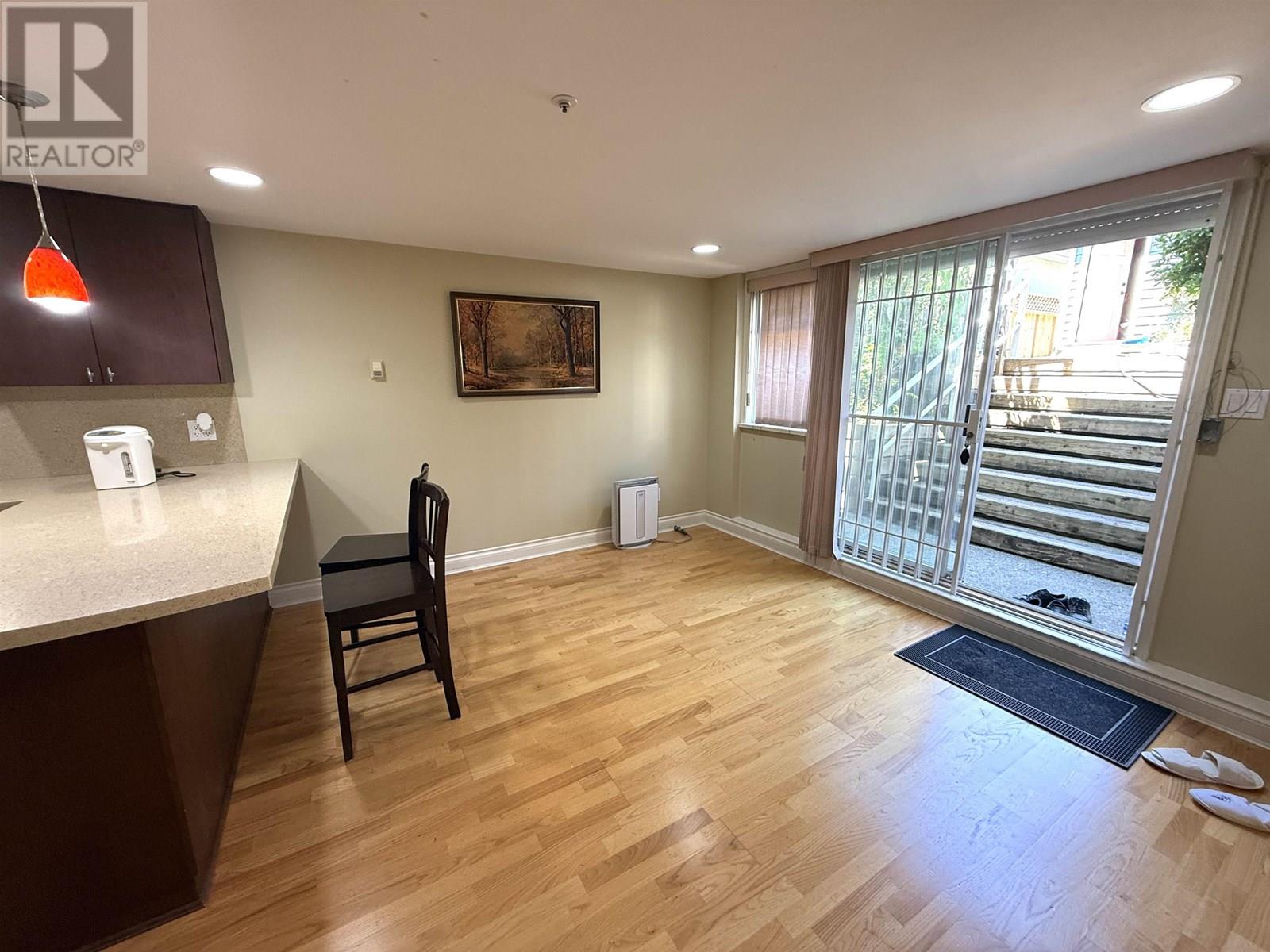 19xx West 44 Avenue, Vancouver, British Columbia  V6X 1C3 - Photo 2 - R3033262