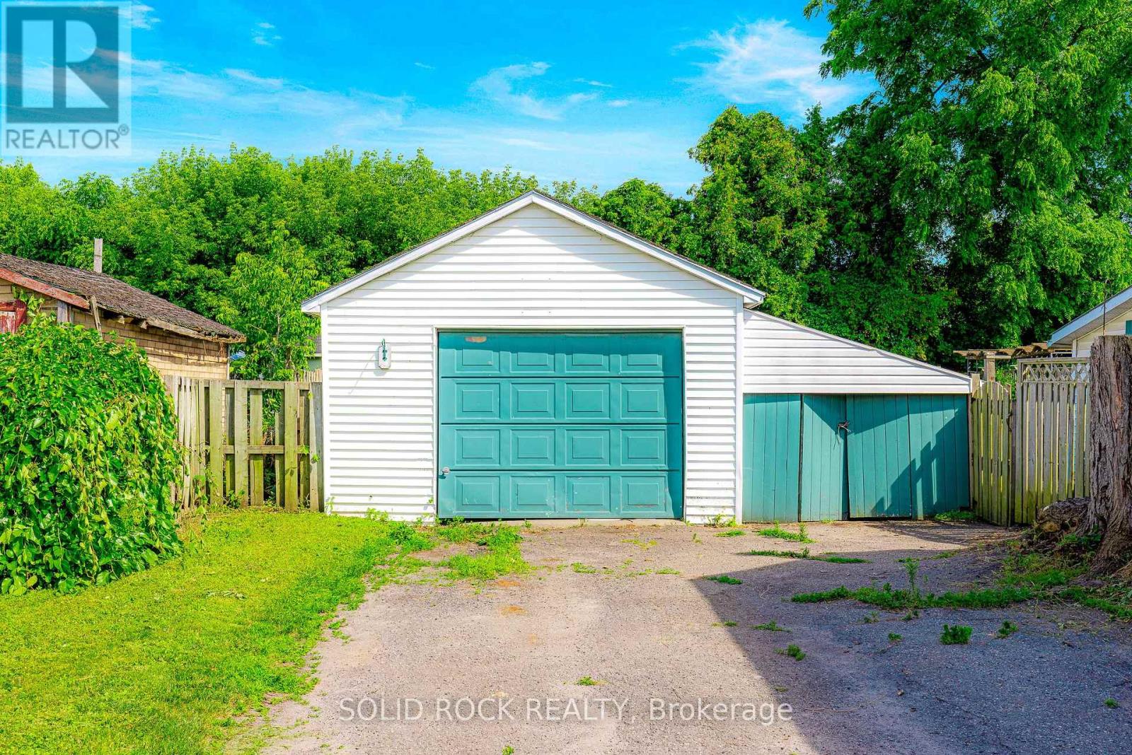 Property at 29 EDGEWOOD AVENUE image 4