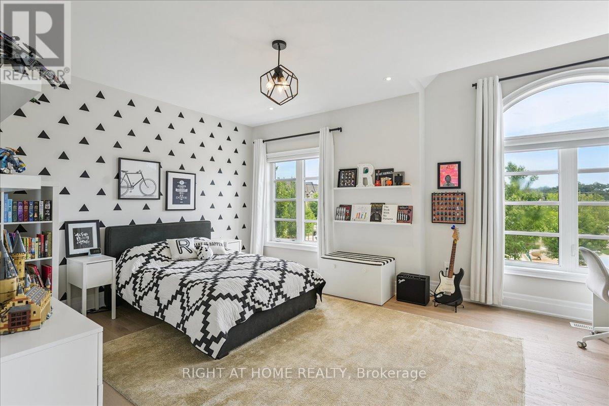317 Tudor Avenue, Oakville, Ontario  L6K 0H3 - Photo 19 - W12323400