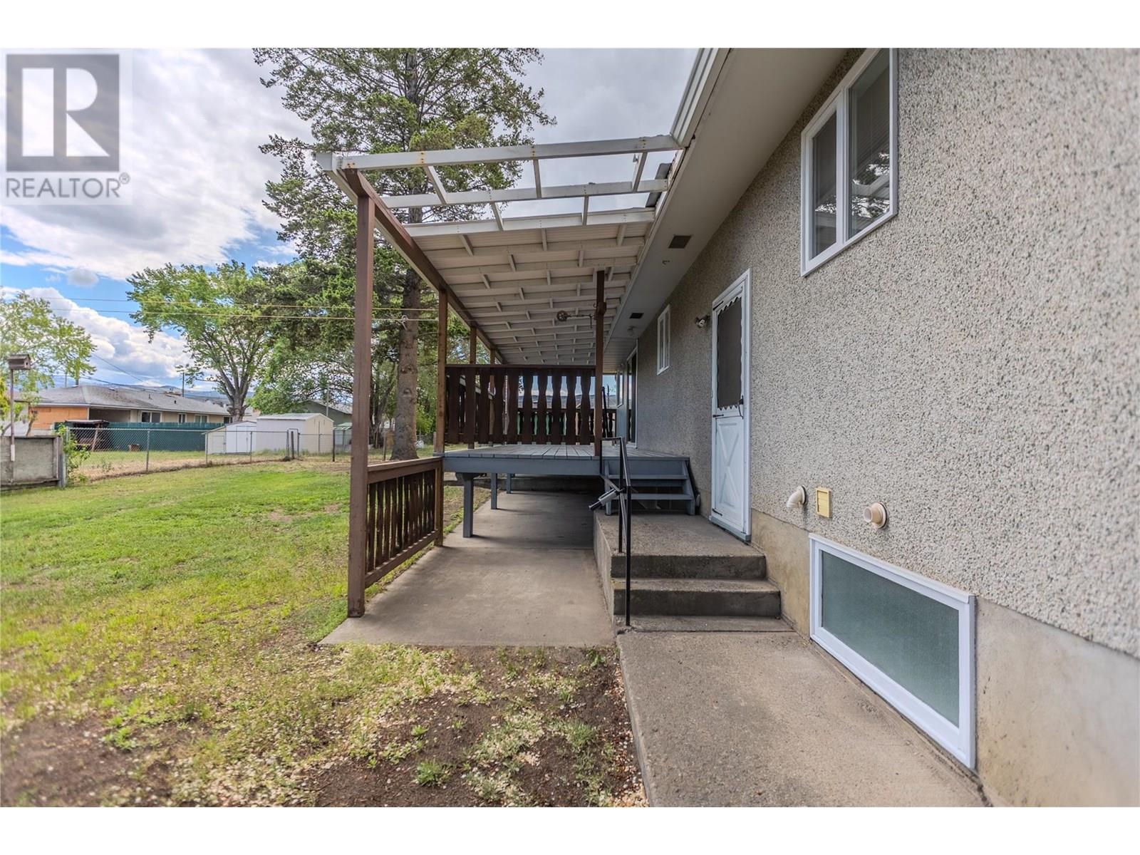 918 Kirkland Place, Kamloops, British Columbia  V2B 3Y6 - Photo 19 - 10355983