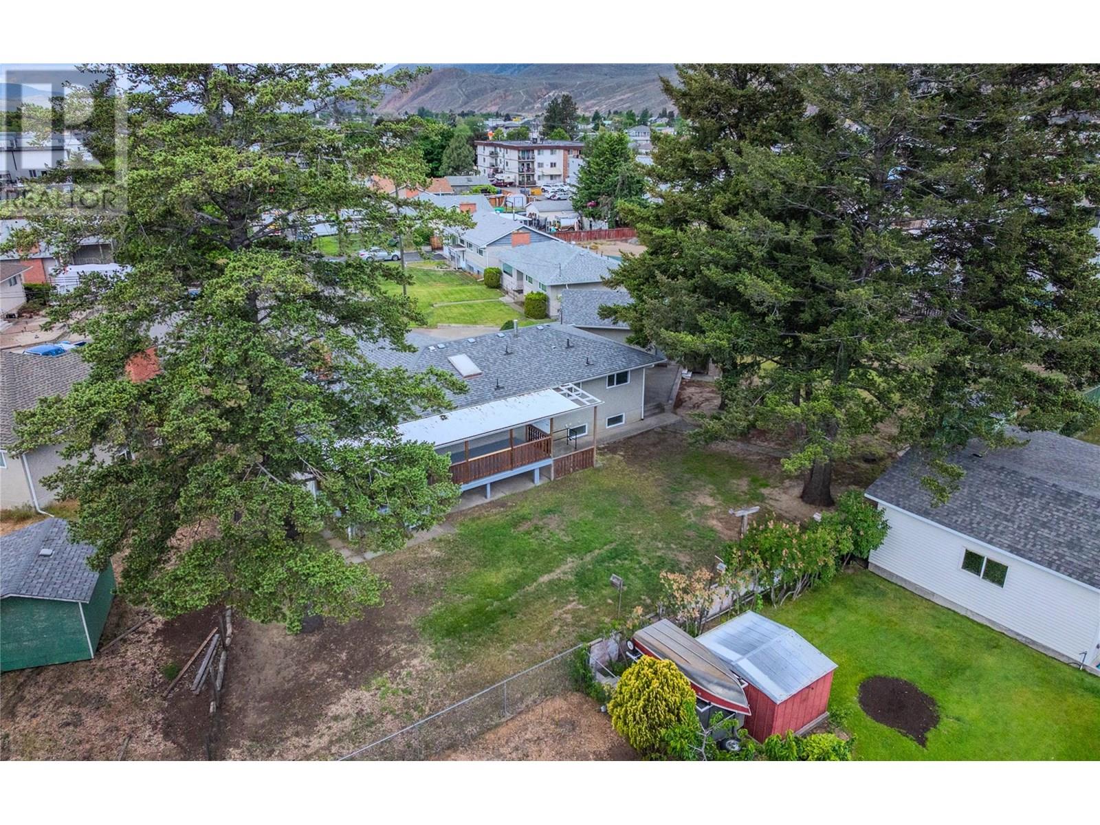 918 Kirkland Place, Kamloops, British Columbia  V2B 3Y6 - Photo 3 - 10355983