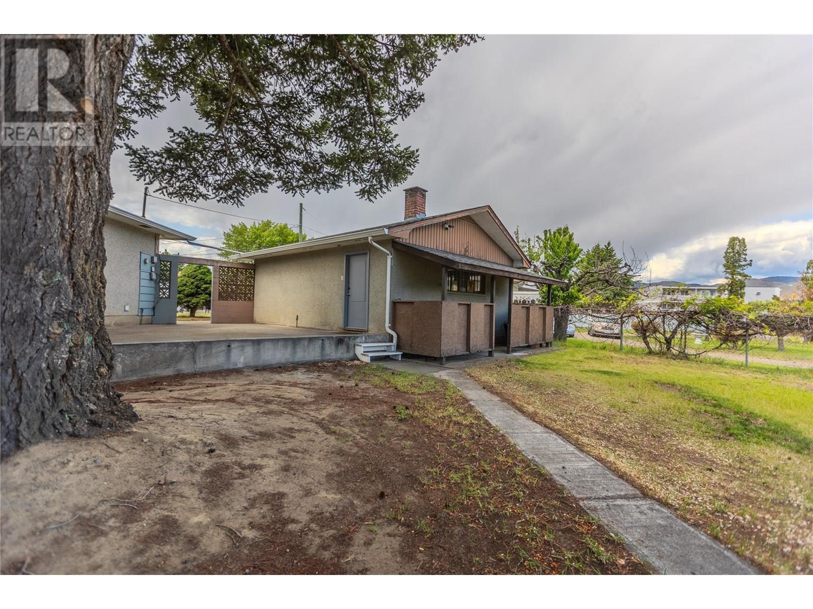 918 Kirkland Place, Kamloops, British Columbia  V2B 3Y6 - Photo 14 - 10355983