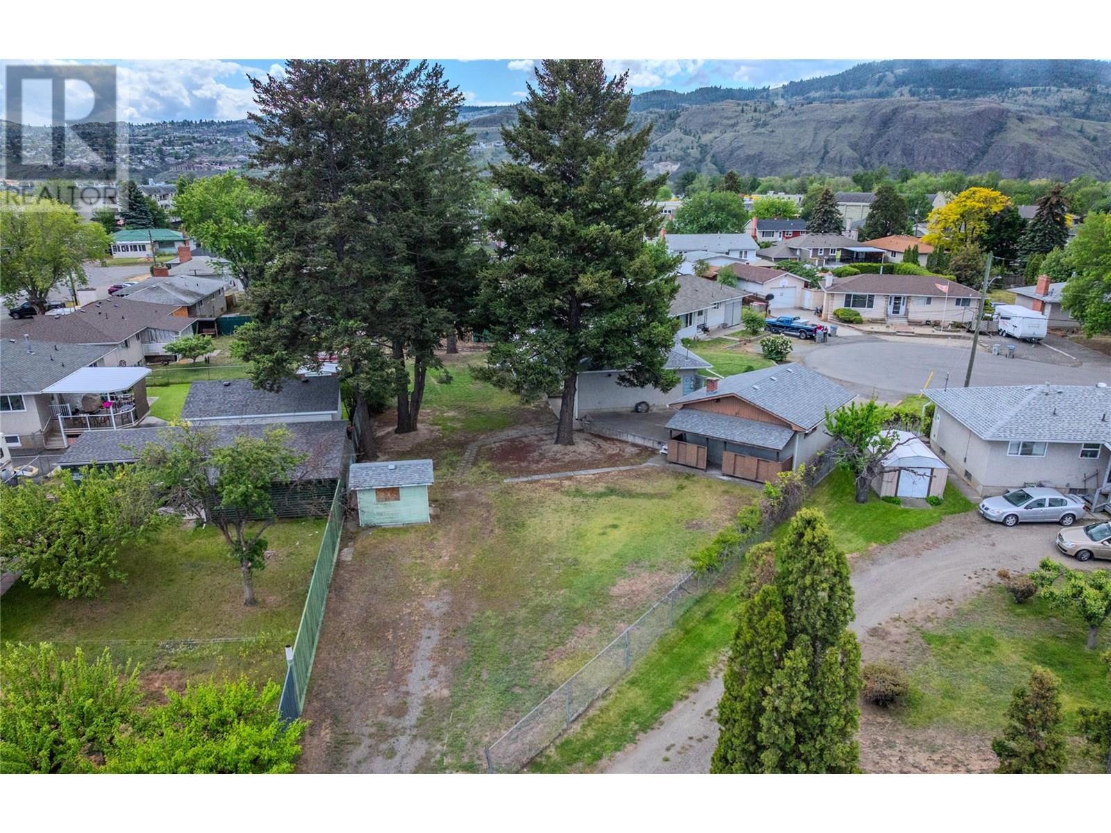 918 Kirkland Place, Kamloops, British Columbia  V2B 3Y6 - Photo 4 - 10355983