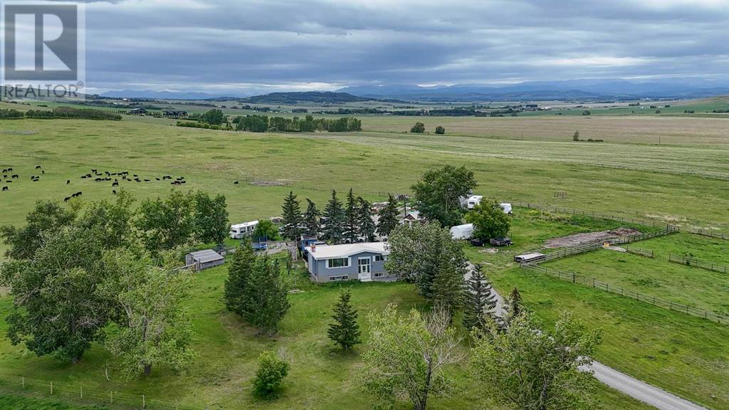 70029 7 Highway W, Rural Foothills County, Alberta  T1S 1A2 - Photo 1 - A2240295