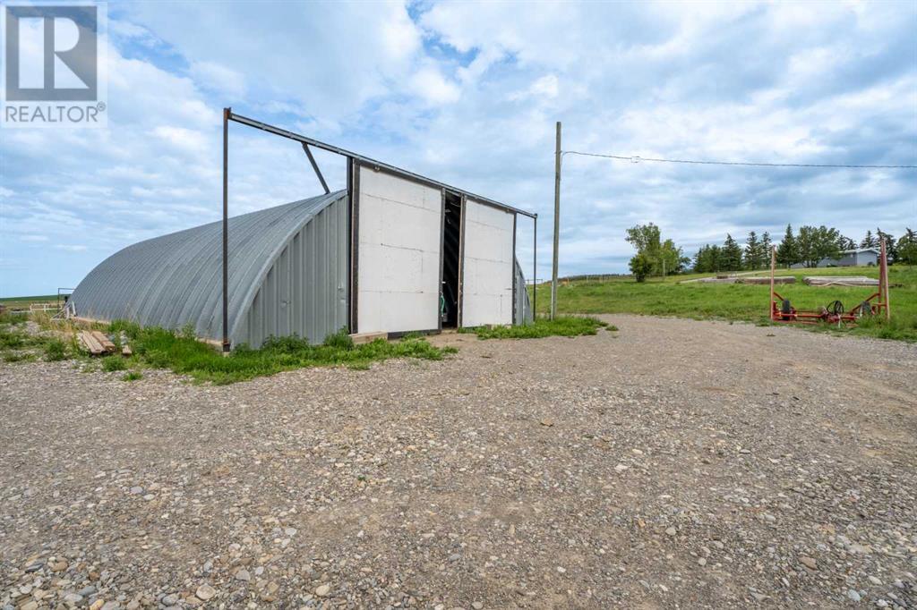 70029 7 Highway W, Rural Foothills County, Alberta  T1S 1A2 - Photo 30 - A2240295