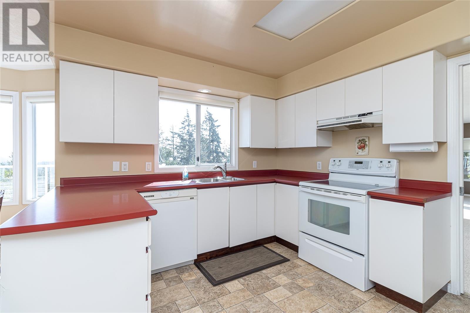 Property at 2270 Henlyn Dr image 1
