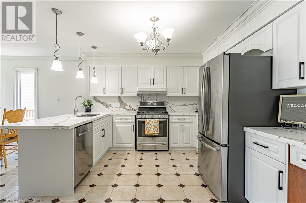 Photo 10 of 42 for 982 Dearness Drive