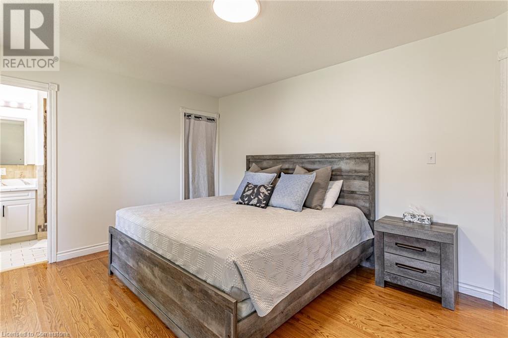 Photo 19 of 42 for 982 Dearness Drive