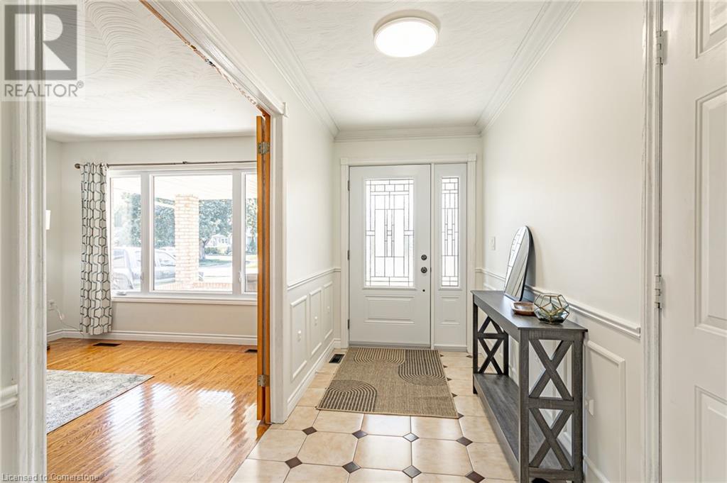 Photo 4 of 42 for 982 Dearness Drive