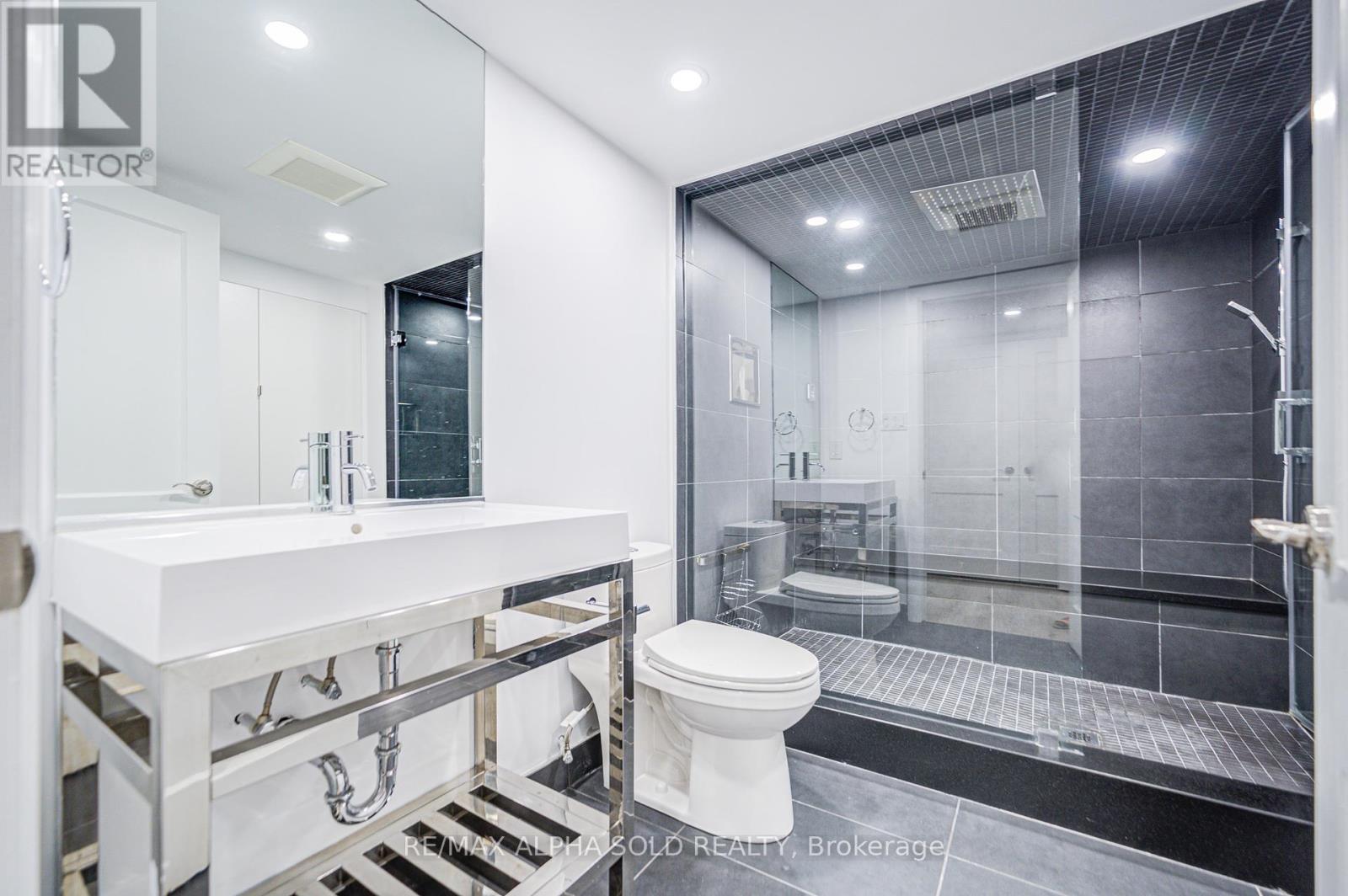 3 Silverwood Avenue, Toronto, Ontario  M5P 1W3 - Photo 40 - C12323444