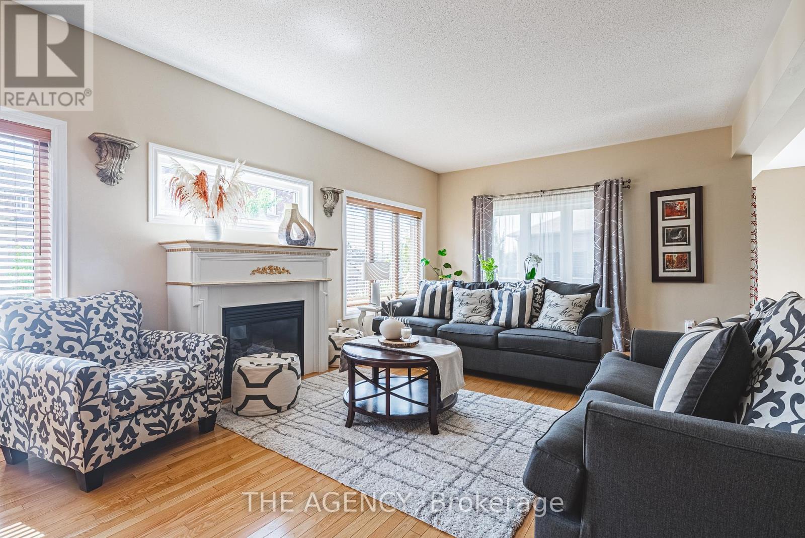 Property at 636 SERAFINI CRESCENT image 4