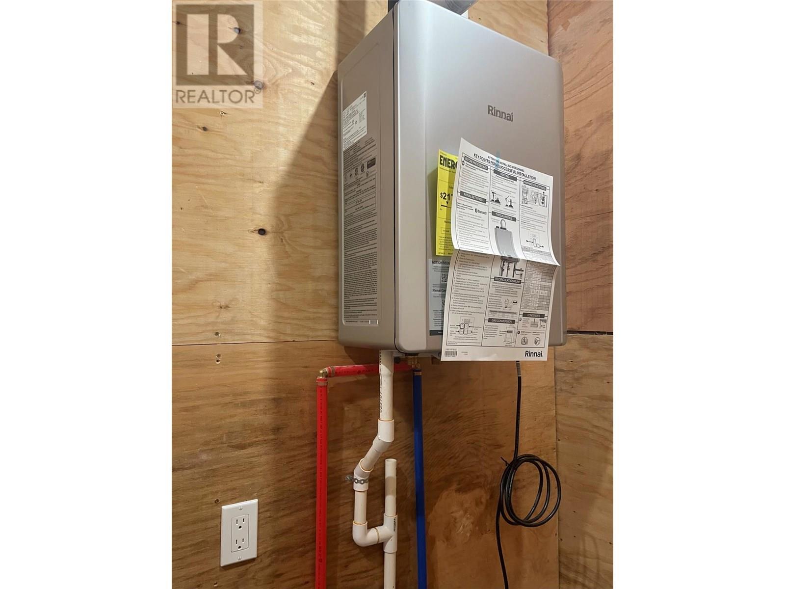 160 3rd Avenue, Christina Lake, British Columbia  V0H 1E0 - Photo 25 - 10358174