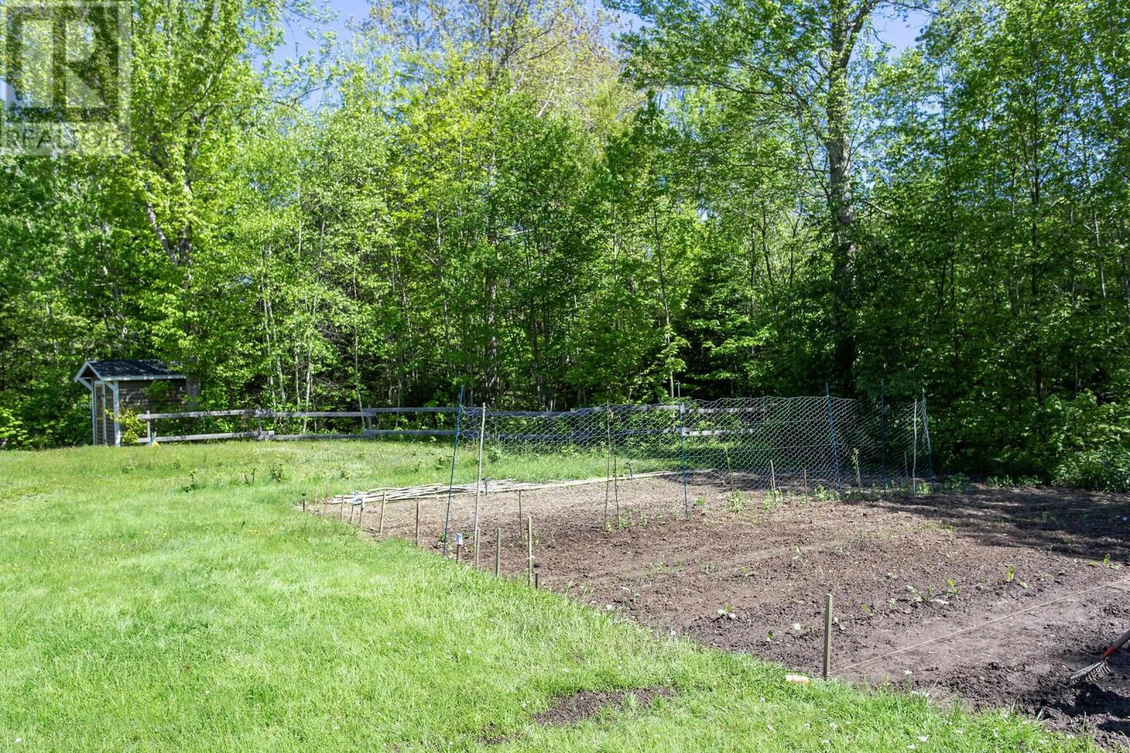 188 Fitch Road, Lawrencetown, Nova Scotia  B0S 1M0 - Photo 14 - 202512452