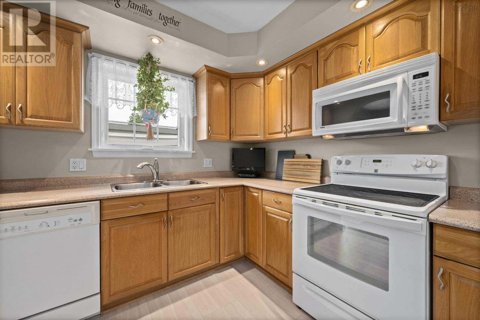 491 Arklow Drive, Dartmouth, Nova Scotia  B2W 4Z5 - Photo 7 - 202517155