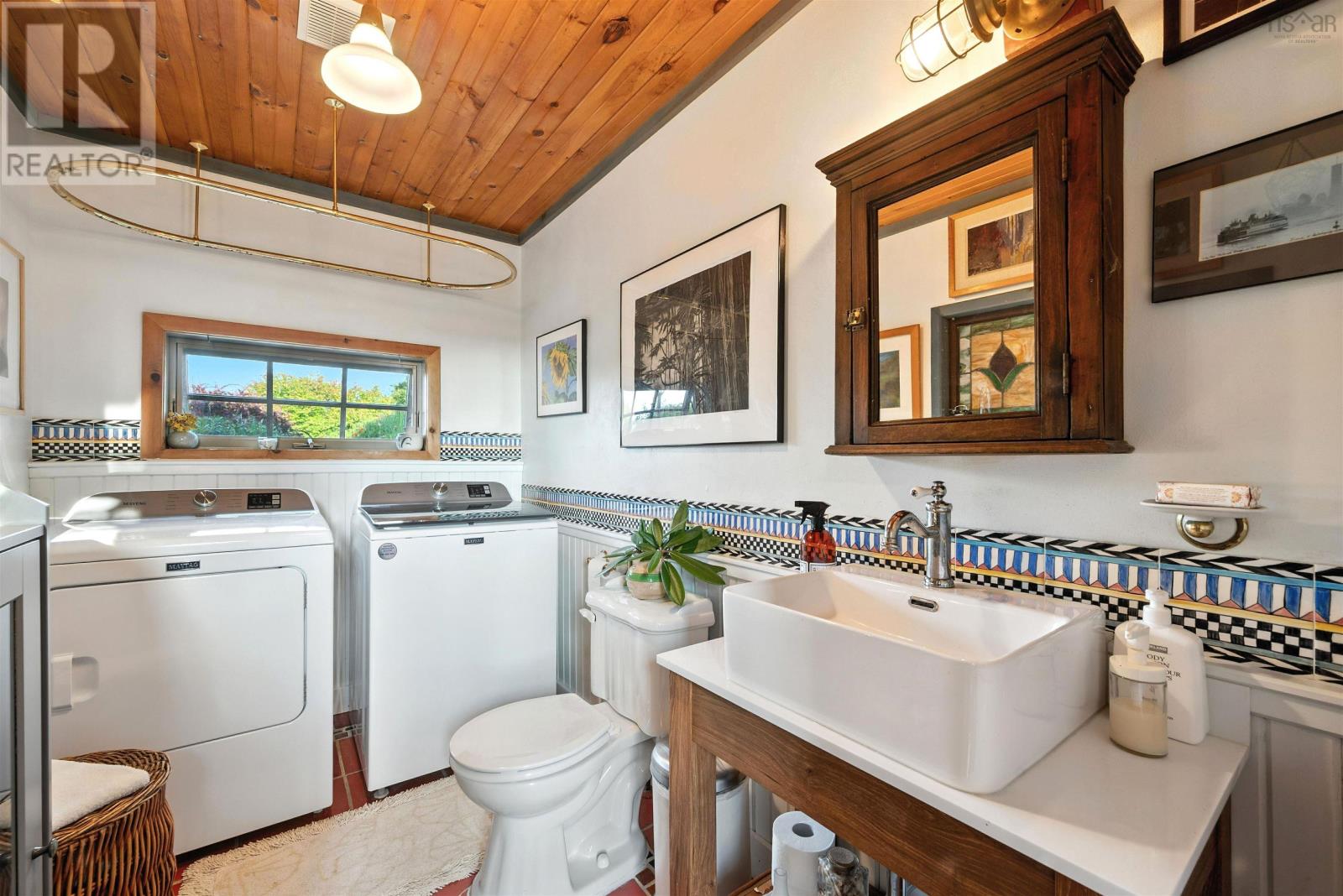 1618 Mcleans Lake Road, Port L'hebert, Nova Scotia  B0T 1V0 - Photo 11 - 202518886